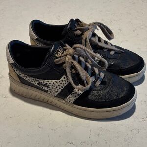 Gola Black Leather Sneakers